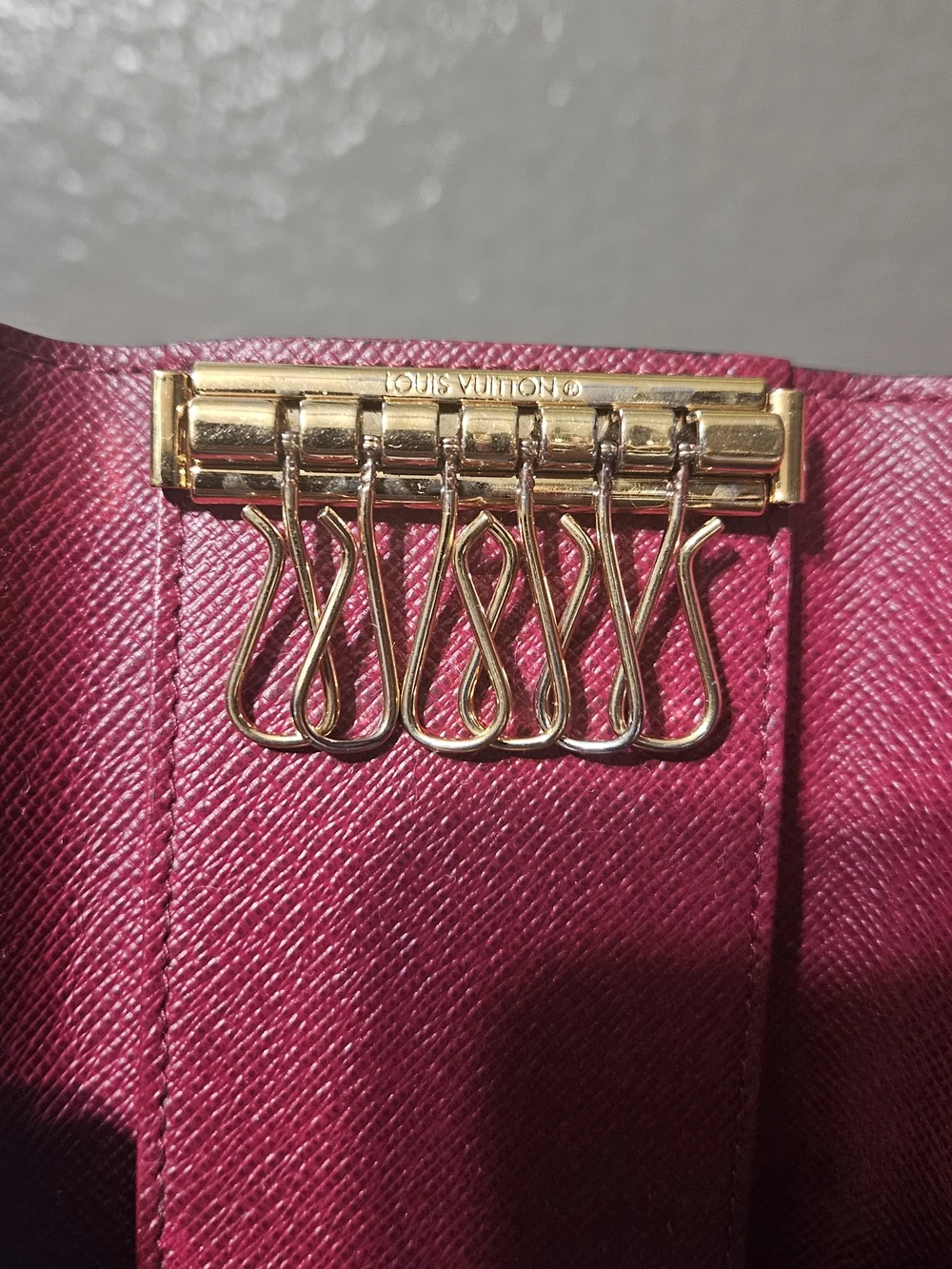 Authentic Louis Vuitton Microchip Keyholder -Very Good Condition